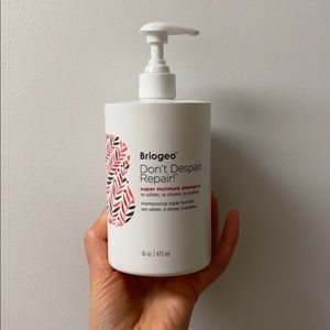 Deep conditioning shampoo